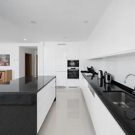 Stylish Apartment - Vila Ancora - Porto De Mos Apartamento Lagos
